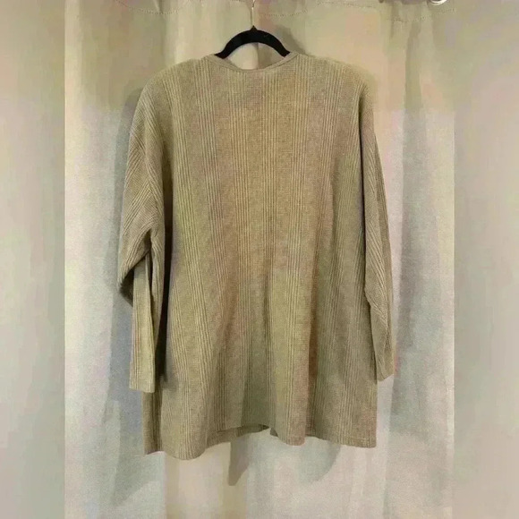 Women’s Brown Basix Button Down - Picture 2 of 6